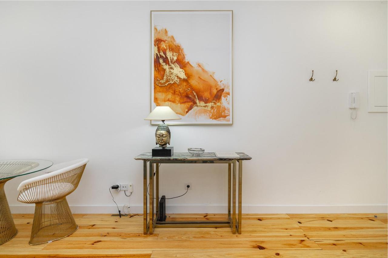 Whome Chic 1-Bed W/ Patio Perfect To Explore Lisboa Extérieur photo