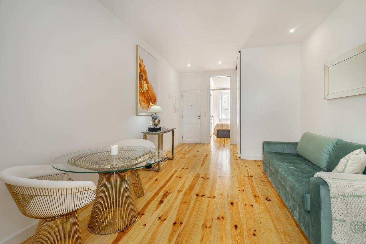 Whome Chic 1-Bed W/ Patio Perfect To Explore Lisboa Extérieur photo