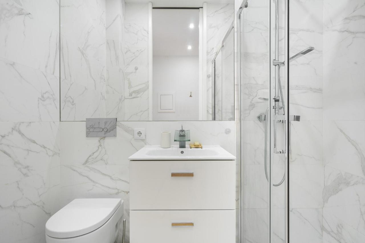 Whome Chic 1-Bed W/ Patio Perfect To Explore Lisboa Extérieur photo